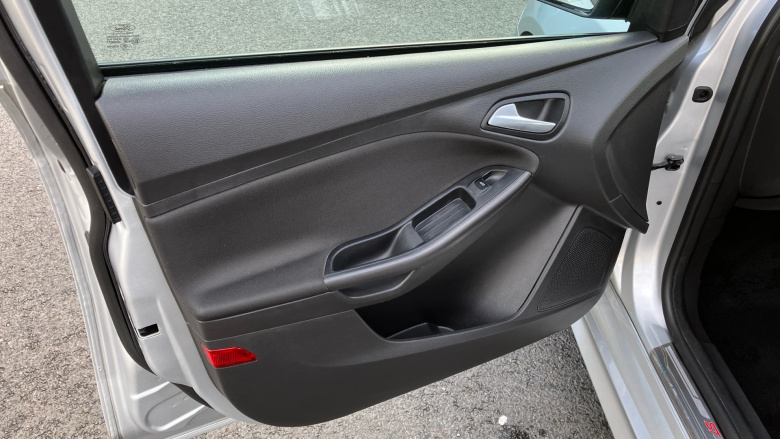 Ford Focus 1.0 EcoBoost 140 ST-Line Navigation 5dr Petrol Hatchback